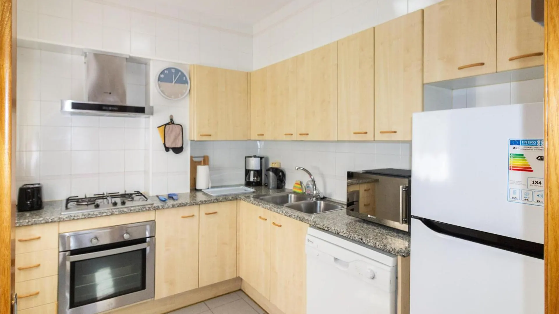 Apartamento Agradable En Llanca - Cerca De La Playa Y Con Aire Acondicionado - Es-228-187 0*,  스페인